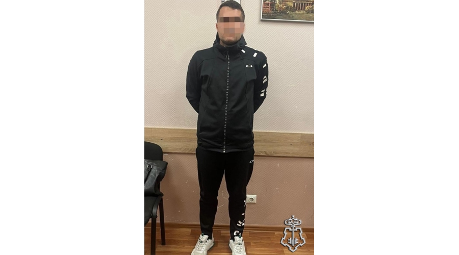 Петербургские росгвардейцы задержали находившегося в федеральном розыске мошенника