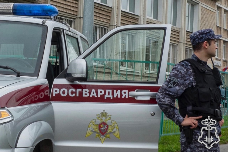Петербургские росгвардейцы задержали находившегося в федеральном розыске мошенника