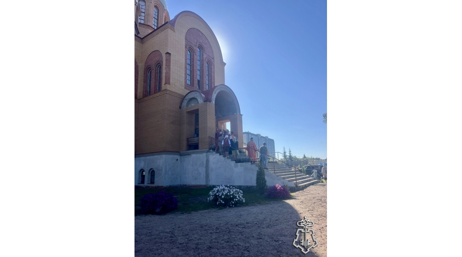 В Ленинградской области сотрудники Росгвардии обеспечили безопасность во время мероприятий в честь престольного праздника Усекновения главы святого Иоанна Предтечи