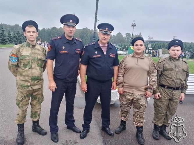  В Санкт-Петербурге сотрудники Росгвардии приняли участие в Фестивале казачьей культуры