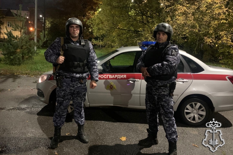 В Калининском районе Петербурга наряд Росгвардии обнаружил разыскиваемый преступный автотранспорт