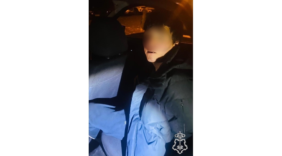В Петербурге сотрудники Росгвардии задержали дебошира, повредившего имущество магазина и устроившего драку с персоналом