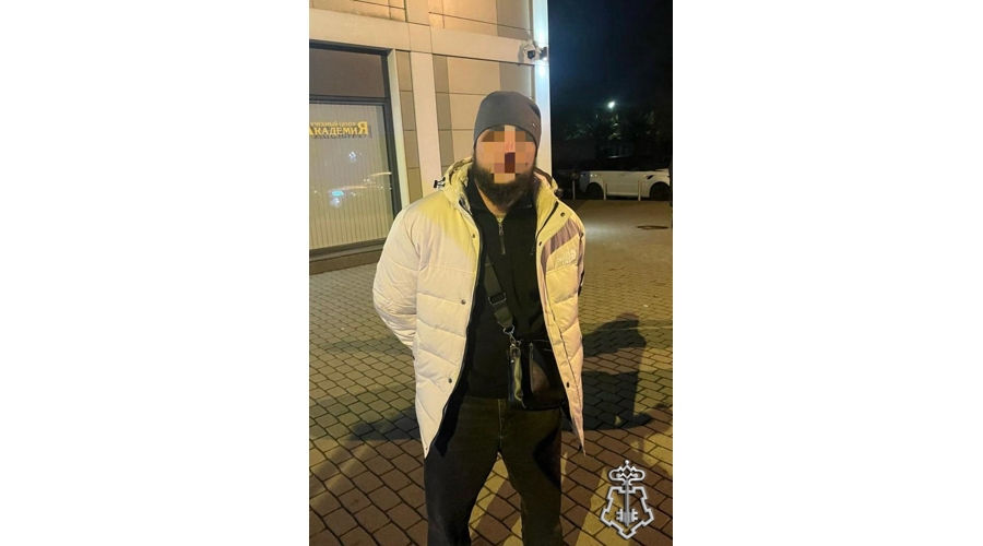 В центре Петербурга наряды Росгвардии оперативно задержали злоумышленников, похитивших мужчину и вымогавших у него денежные средства
