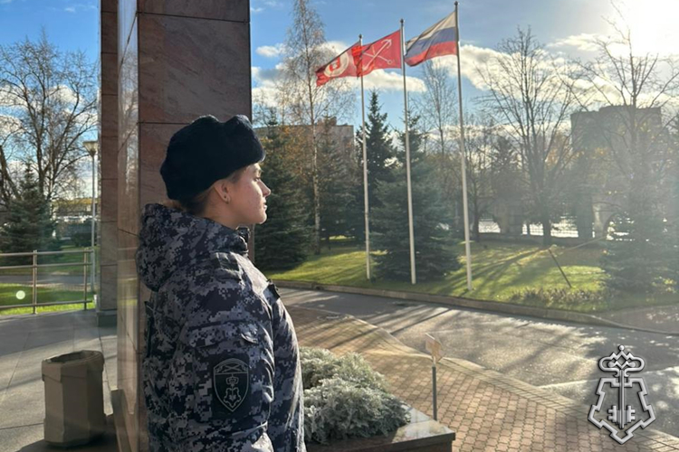 Сотрудники вневедомственной охраны приняли участие в обеспечении правопорядка при проведении мероприятий, посвященных празднику Дня народного единств