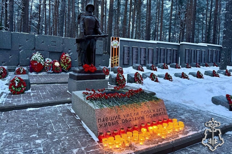 В Санкт-Петербурге и Ленинградской области представители Росгвардии приняли участие в мероприятиях, приуроченных ко Дню полного освобождения Ленинграда от фашистской блокады