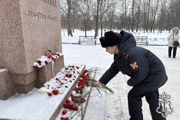 Петербургские росгвардейцы приняли участие в торжественных мероприятиях, посвященных Дню памяти А. С. Пушкина