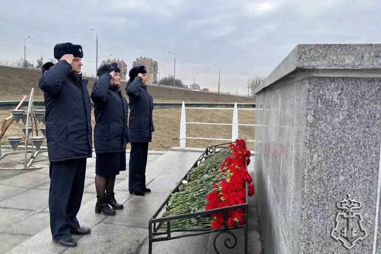 Петербургские росгвардейцы почтили память бойцов 21-й стрелковой дивизии войск НКВД 
