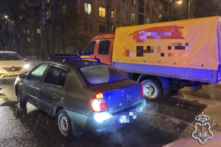 В Санкт-Петербурге сотрудники Росгвардии и полиции оперативно разыскали малолетнего ребенка, которого вооруженный ножом отец силой отобрал у матери