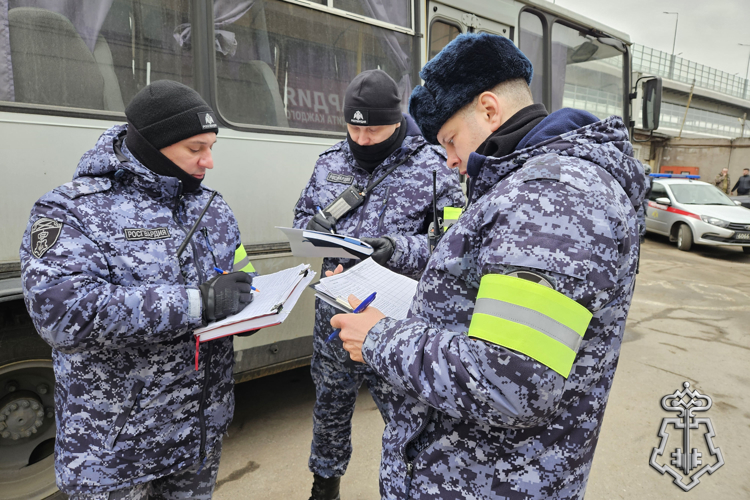 Среди сотрудников групп задержания вневедомственной охраны Росгвардии по Санкт-Петербургу и Ленинградской области прошел II этап конкурса «Лучший по профессии»