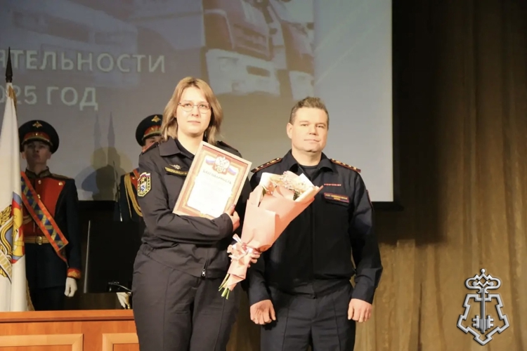 В Ленинградской области состоялось мероприятие, в рамках которого были награждены представители Росгвардии