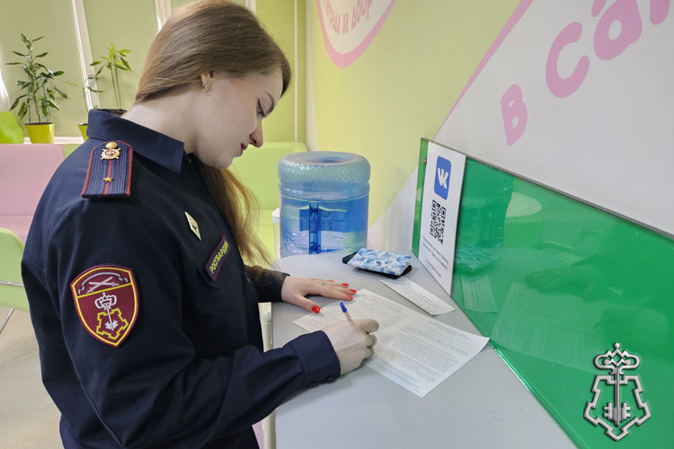 В Санкт-Петербурге сотрудники Росгвардии сдали кровь для пациентов городских больниц 