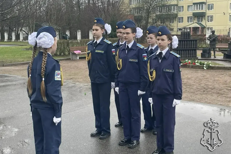 В Санкт-Петербурге представители Росгвардии осуществили судейство смотра-конкурса почетных караулов 