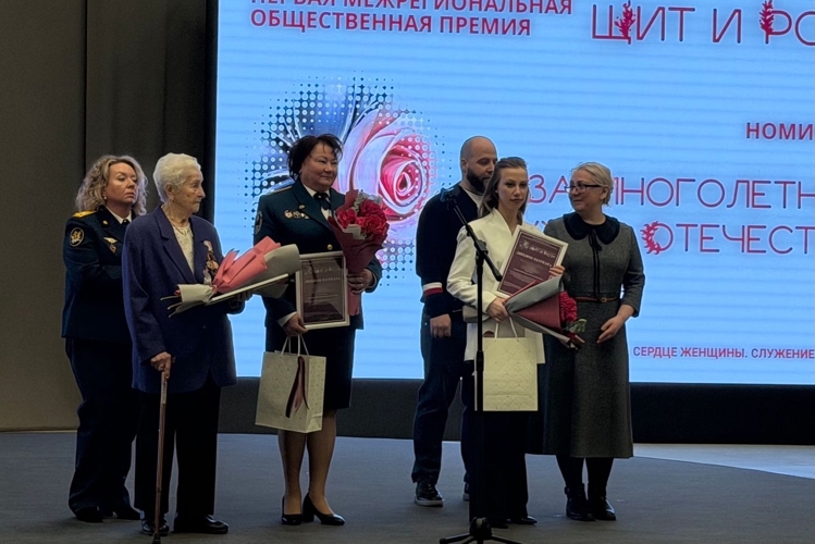 В Петербурге представительницы  Росгвардии стали номинантами межрегиональной общественной премии «Щит и Роза»