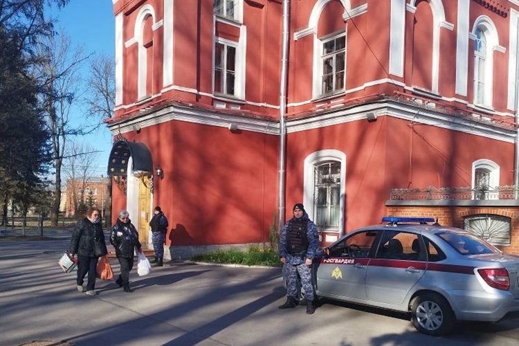 Сотрудники Росгвардии обеспечили правопорядок на мероприятиях, посвященных празднику Пасхи