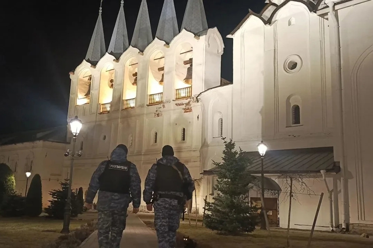 Сотрудники Росгвардии обеспечили правопорядок на мероприятиях, посвященных празднику Пасхи