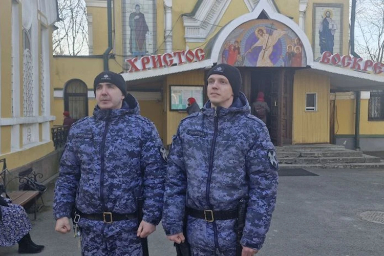Сотрудники Росгвардии обеспечили правопорядок на мероприятиях, посвященных празднику Пасхи
