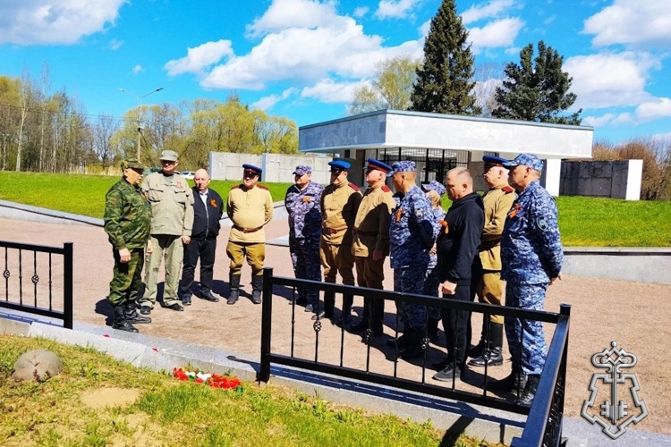 В Санкт-Петербурге сотрудники Росгвардии и ветераны службы приняли участие в автопробеге «Сыны Великой Победы»
