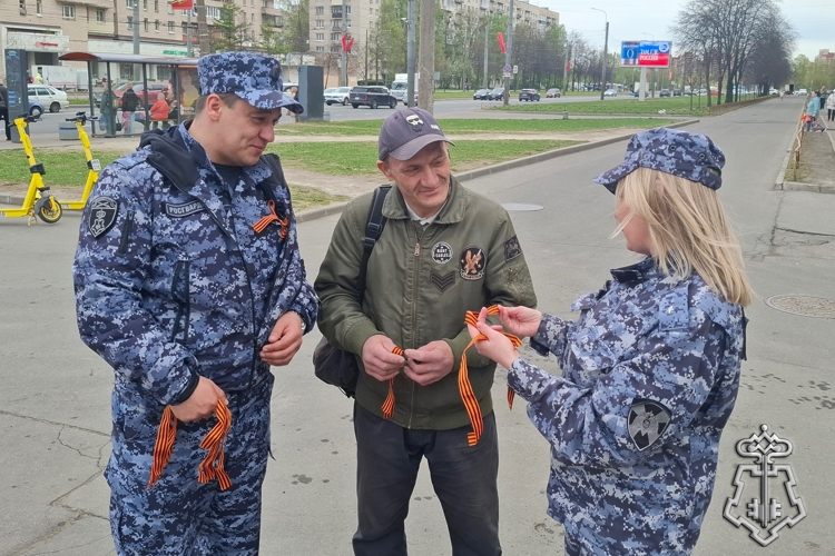 Сотрудники Росгвардии Красносельского района Санкт-Петербурга присоединились к мероприятиям, посвященным Дню Победы