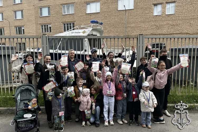 В Петербурге сотрудники Росгвардии провели мероприятия, посвященные Международному дню защиты детей