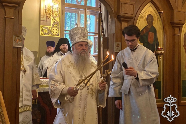 Петербургские росгвардейцы приняли участие в мероприятии, посвящённом 250-летию храма Рождества честного славного Пророка, Предтечи и Крестителя Господня Иоанна.