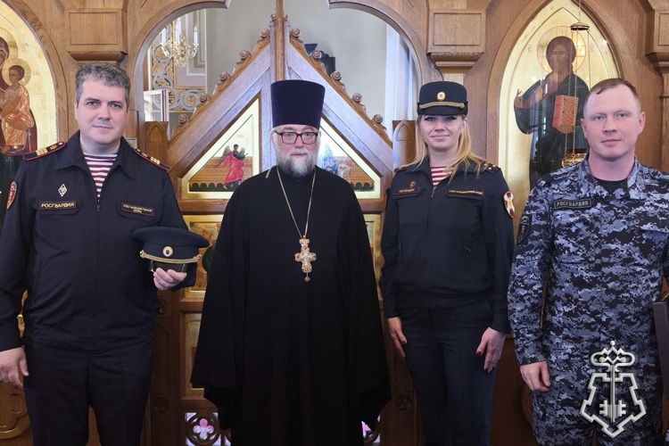 Петербургские росгвардейцы приняли участие в мероприятии, посвящённом 250-летию храма Рождества честного славного Пророка, Предтечи и Крестителя Господня Иоанна.