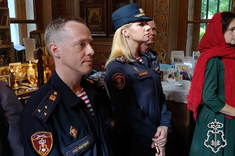 Петербургские росгвардейцы приняли участие в мероприятии, посвящённом 250-летию храма Рождества честного славного Пророка, Предтечи и Крестителя Господня Иоанна.