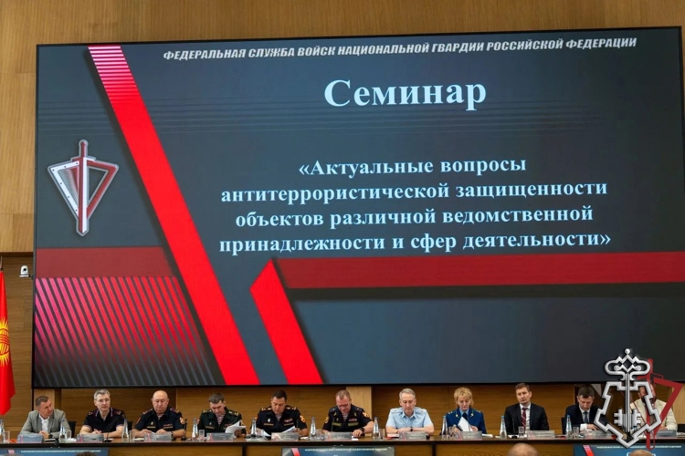 Руководитель управления вневедомственной охраны Росгвардии по Санкт-Петербургу и Ленинградской области области принял участие во Всероссийском совещании-семинаре в Нижнем Новгороде