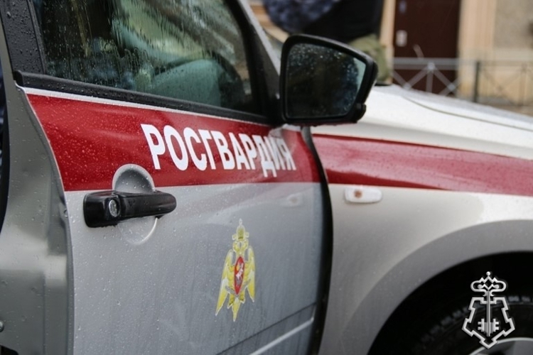 В Санкт-Петербурге сотрудники Росгвардии задержали разыскиваемого убийцу, скрывавшегося более 20 лет