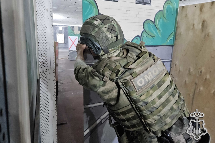 В Управлении вневедомственной охраны Росгвардии по Санкт-Петербургу и Ленинградской области прошел открытый чемпионат по стрельбе из боевого ручного стрелкового оружия