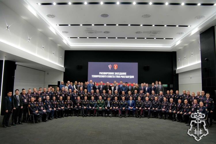 Заместитель начальника вневедомственной охраны по Санкт-Петербургу и Ленинградской области принял участие в Техническом совете ГУВО Росгвардии в Екатеринбурге